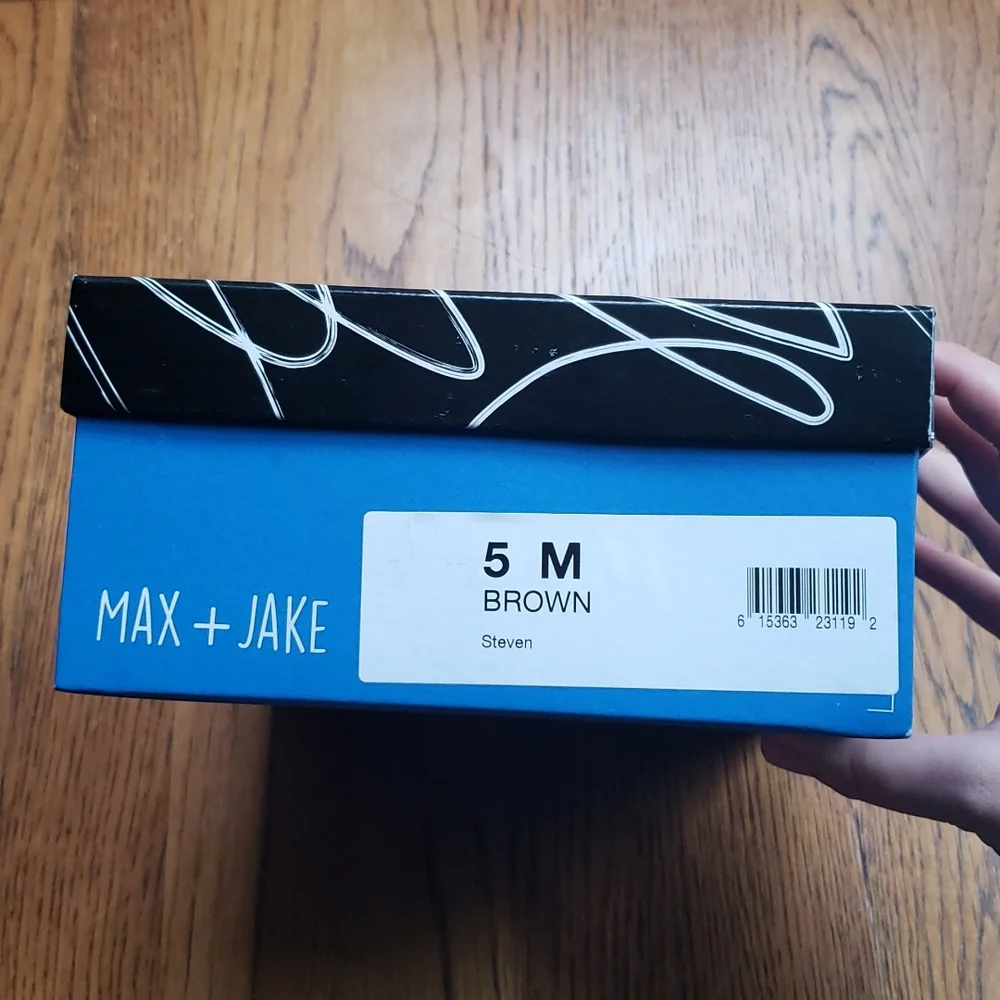 NIB Max + Jake Steven Boot Brown Kid's Zip Up Boot Size 5 Toddler